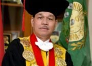Kinerjanya Dikritik, Rektor USU Meradang